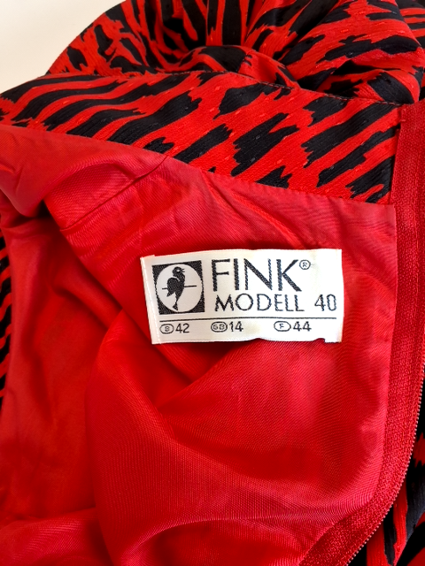 Fink Kjole (O981)